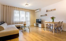 Ibar Apartment & Garage